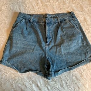 Mom jean shorts, high waisted